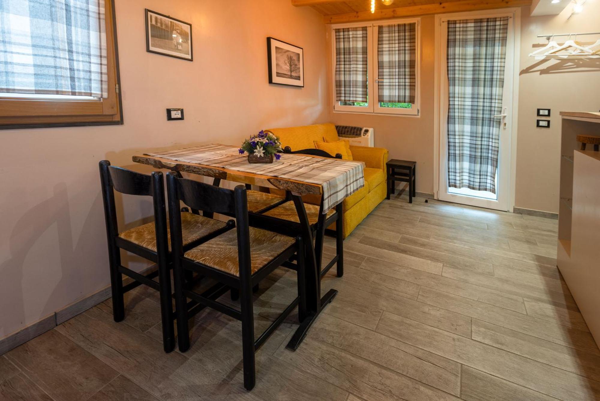 Camping Camplani Zone Ngoại thất bức ảnh